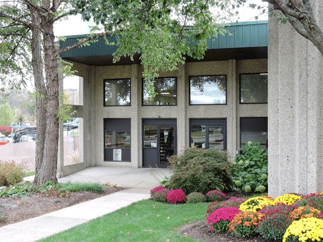 800 W 5th Ave, Naperville, IL 60563